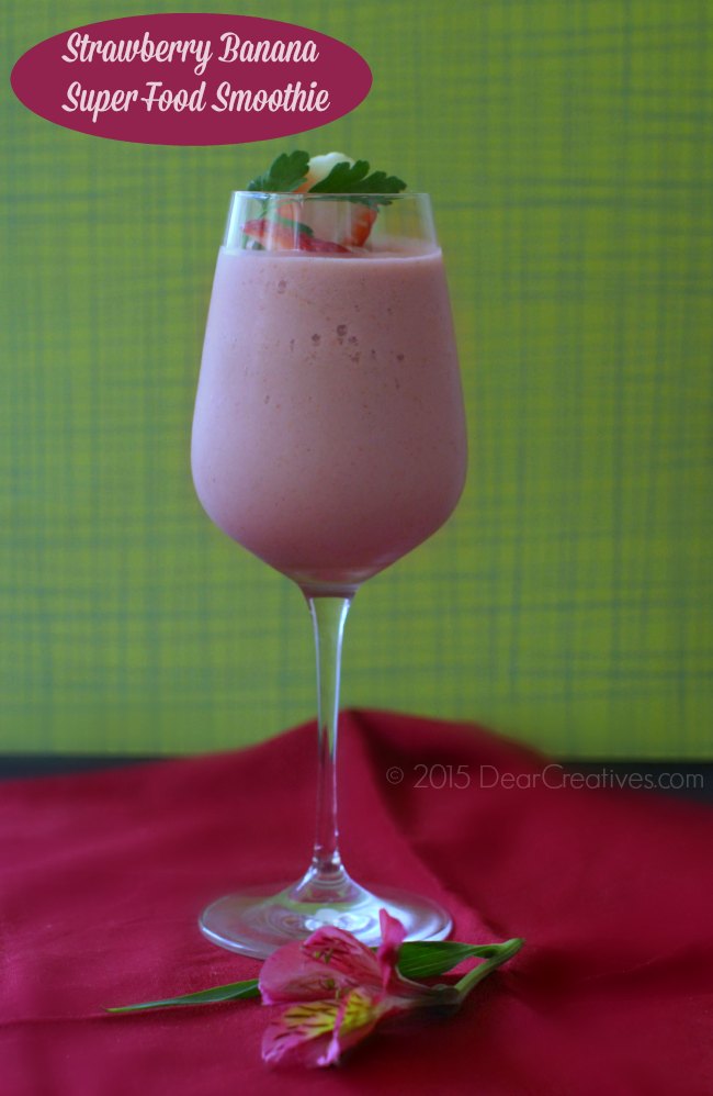 Healthy Smoothie_Strawberry Banana Moringa Smoothie in a glass