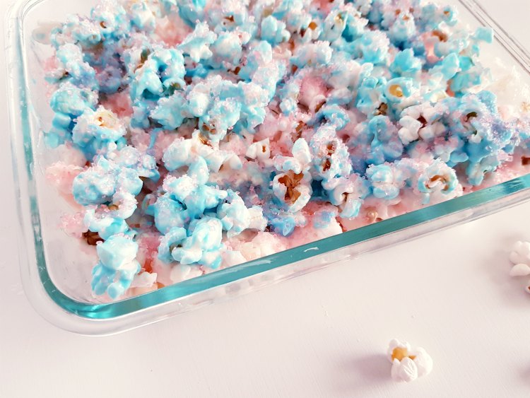 Closeup of cotton candy popcorn treat in a dish. DearCreatives.com