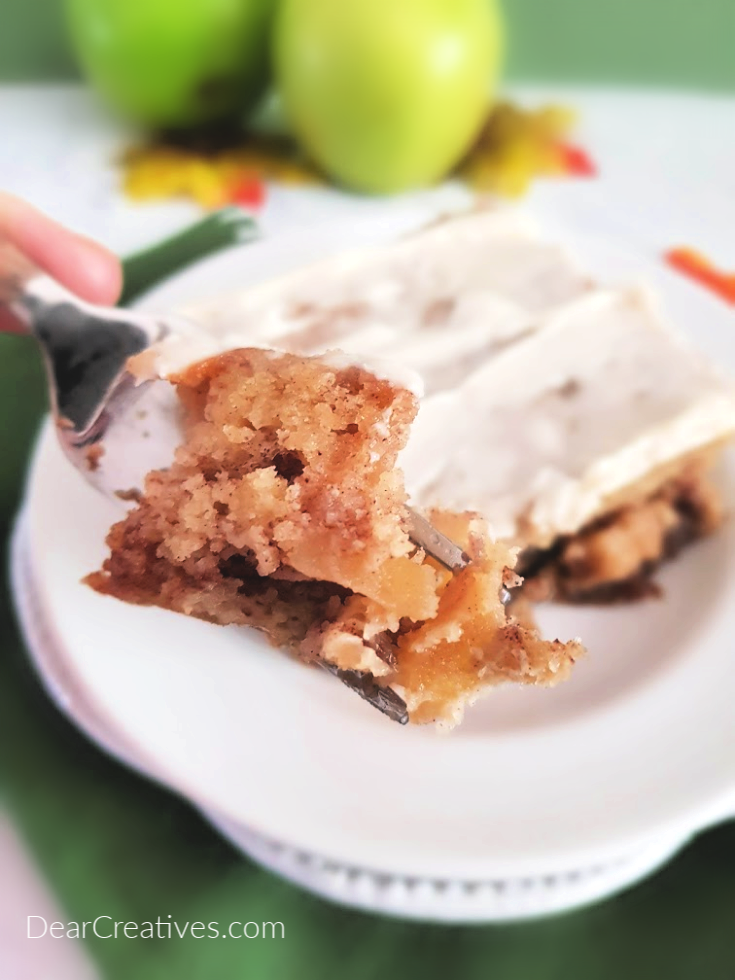 Apple Cinnamon Cake - Close up of the piece of cake on a fork. ©DearCreatives.com